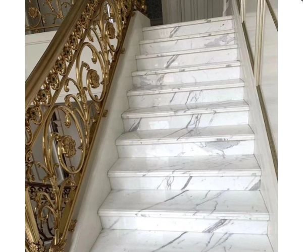 رخام درج كريمي