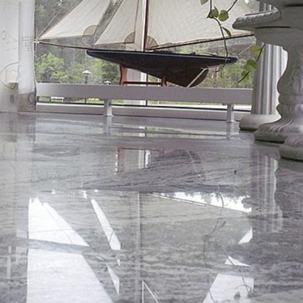 رخام ابيض ورمادي