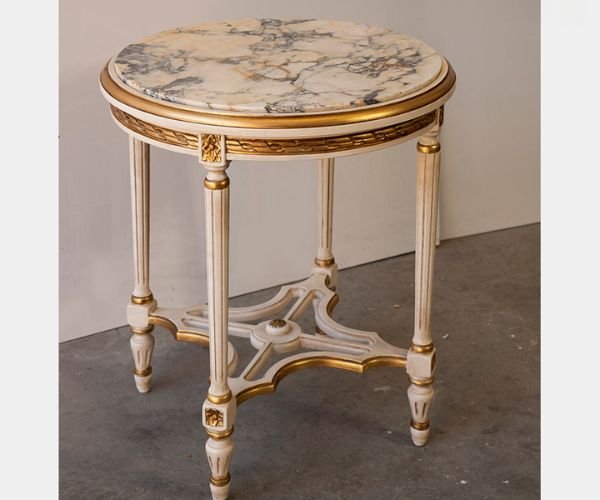 طاولات رخام ذهبي